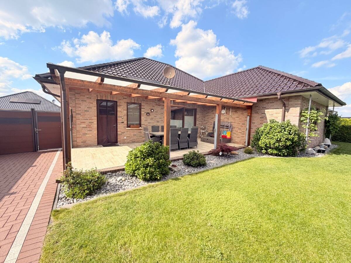 ENERGIEEFFIZIENTER, EBENERDIGER BUNGALOW IN RUHIGER WOHNLAGE VON DÖRPEN, 26892 Dörpen