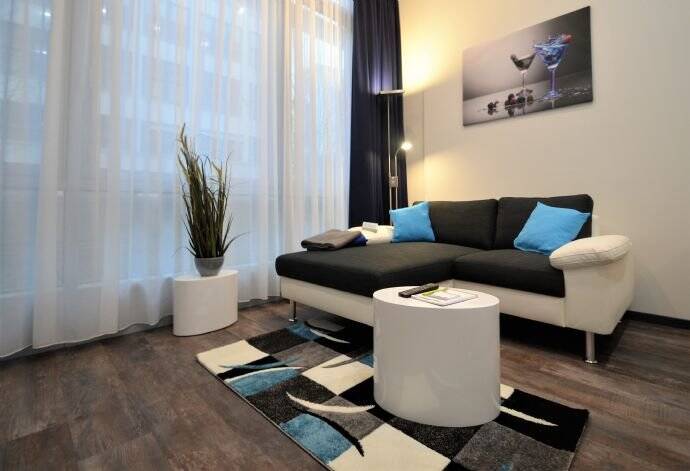 *ab sofort* 2-Zimmer-Apartment, wohnlich, bequem und voll ausgestattet – Innenstadt Aschaffenburg, 63741 Aschaffenburg (Damm Innenstadt Leider Nilkheim Strietwald)