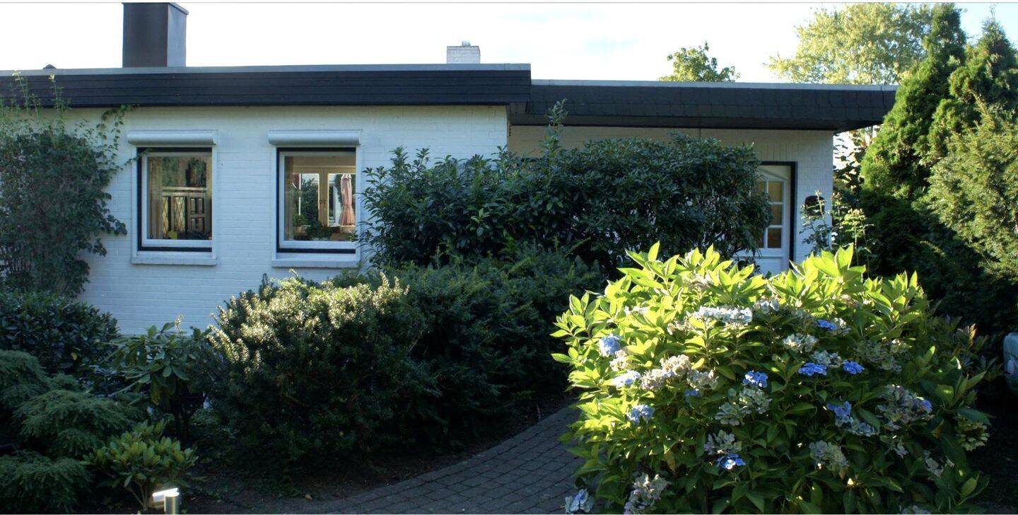 Atrium Bungalow alles auf einer Ebene in Schenefeld Dorf direkt am Klövensteen Forst, 22869 Schenefeld