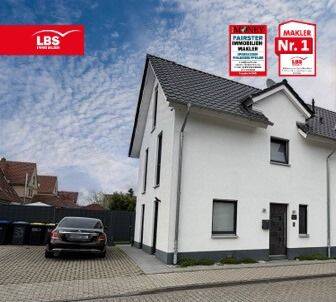 Gemütliche Doppelhaushälfte mit Wintergarten, 59229 Ahlen