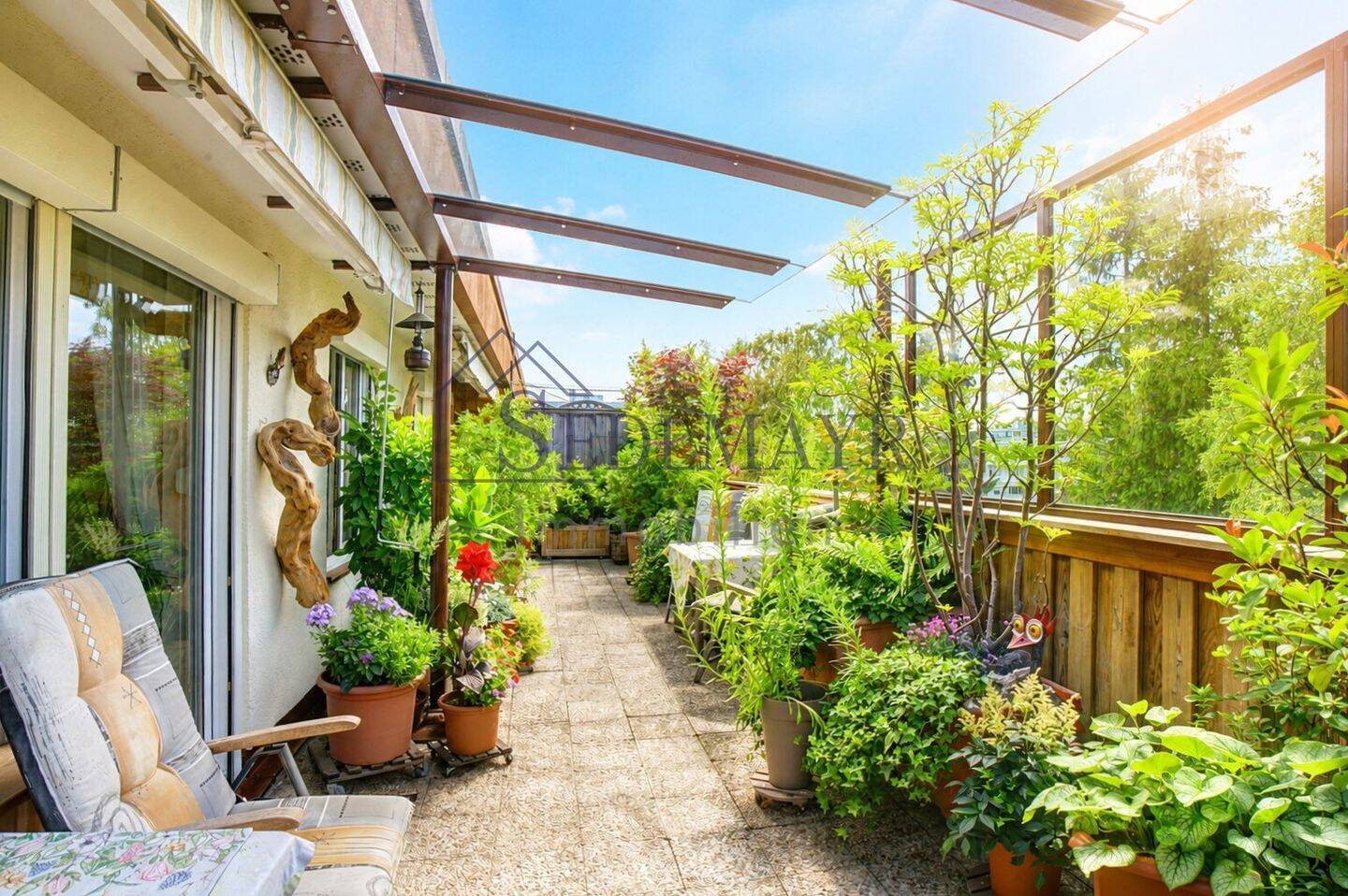 VERKAUF: Sonnige Aussichten inklusive – Attraktive Dachterrassenwohung mit grüner Oase in Puchheim!, 82178 Puchheim