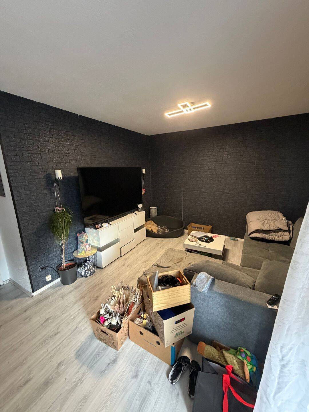 Schöne 3-Zimmer-Wohnung mit großem Balkon und Garage in zentraler Lage von Delmenhorst, 27753 Delmenhorst (Bungerhof Deichhorst Dwoberg/Ströhen Mitte)