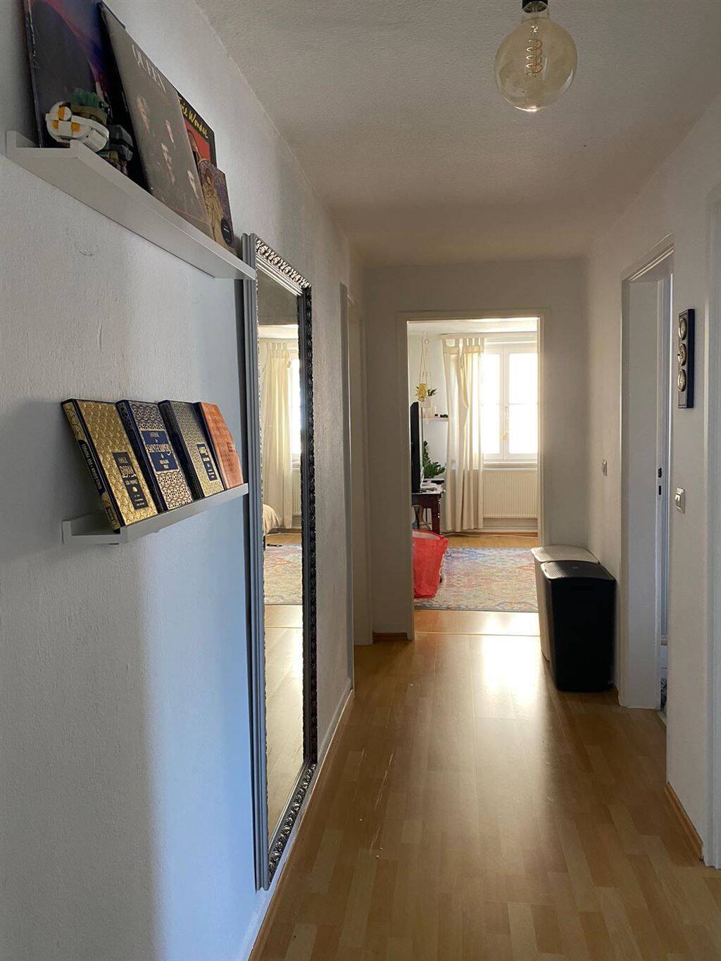 Großzügige 4 Zi.-Wohnung mitten in der Ellwanger Innenstadt mit Kfz-Stellplatz, 73479 Ellwangen (Jagst)