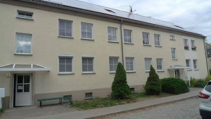 3 Raum-Wohnung in Grüner Umgebung, 3172 Schenkendöbern