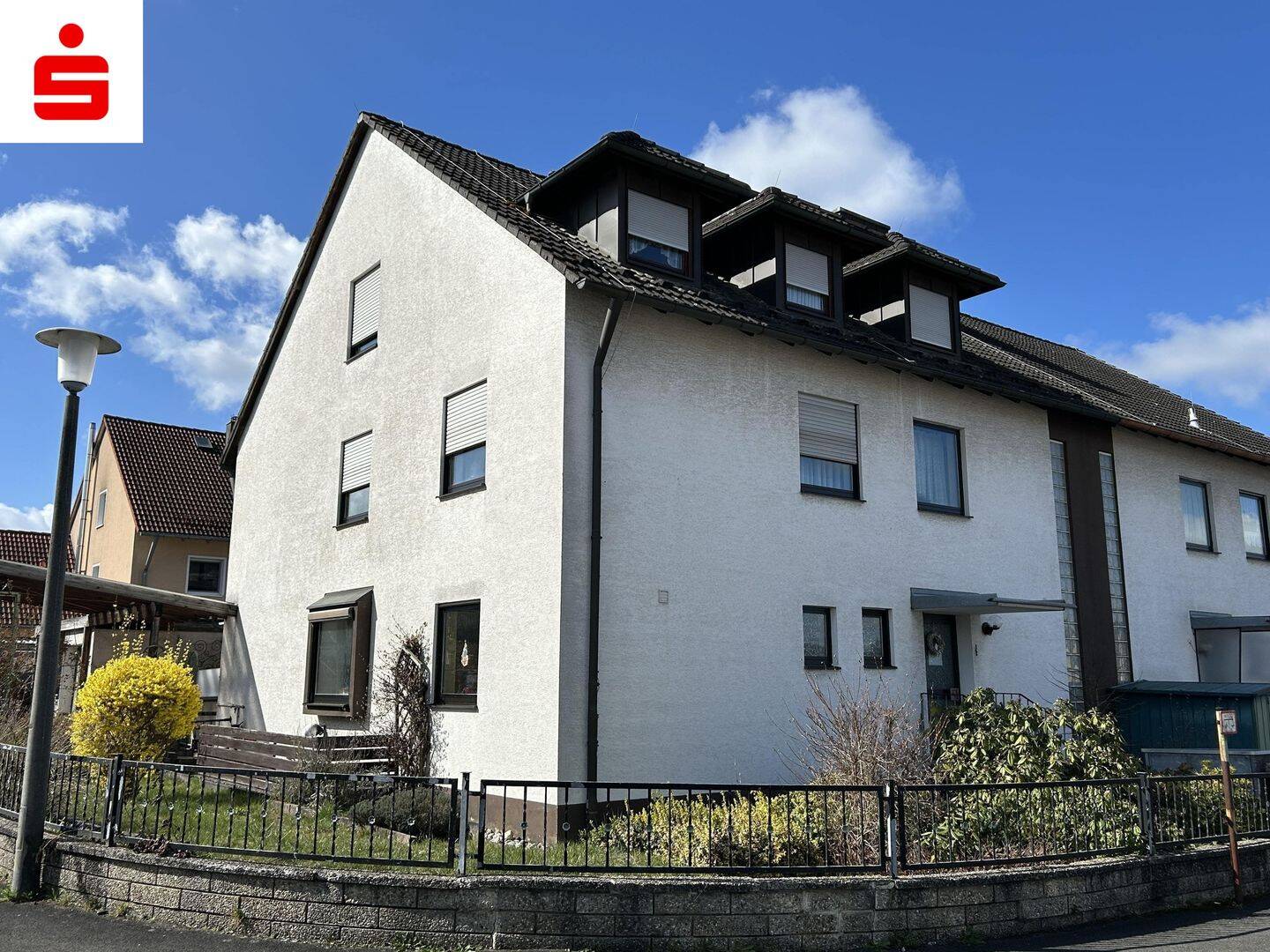 die Größe ist überzeugend…Doppelhaus mit Dachwohnung in Brand, 90542 Eckental