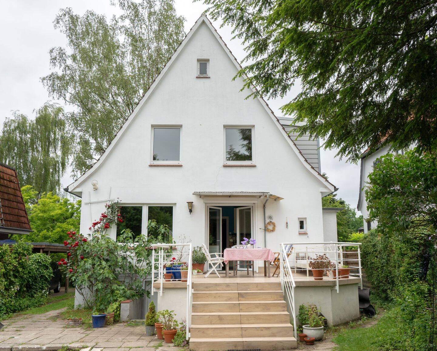 Charmantes Einfamilienhaus mit vielfältigem Raumangebot, 22145 Hamburg (Wandsbek Farmsen-Berne Rahlstedt)