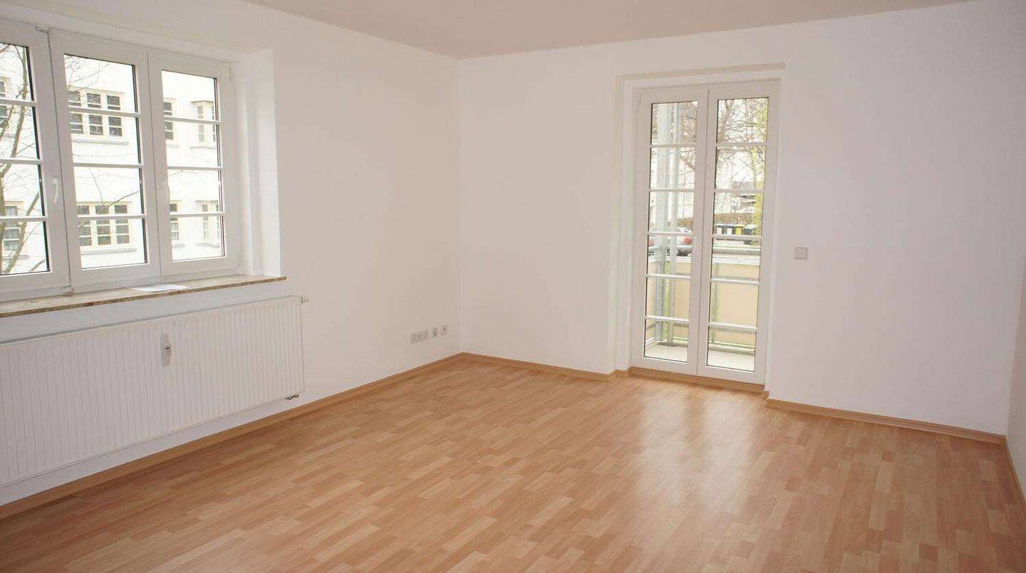 Wohnen am am Heimgarten im 1. OG ! Balkon + Bad mit Fenster, 9127 Chemnitz