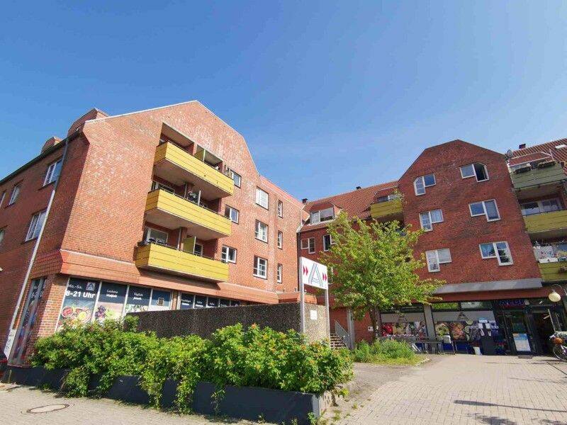 2 Zi.Whg. mit Balkon zzgl. TG-Stellplatz ab 16.10.2026, 24105 Kiel (Blücherplatz Brunswik Düsternbrook)