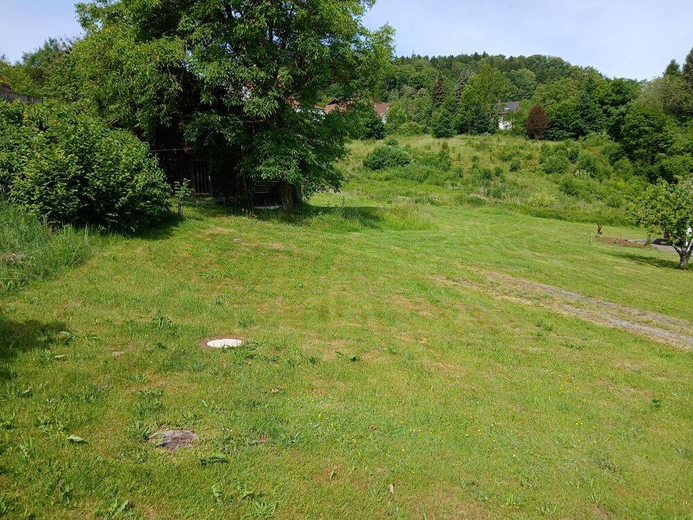 Teilerschlossenes Baugrundstück in Schönberg/Nähe Zentrum, 94513 Schönberg