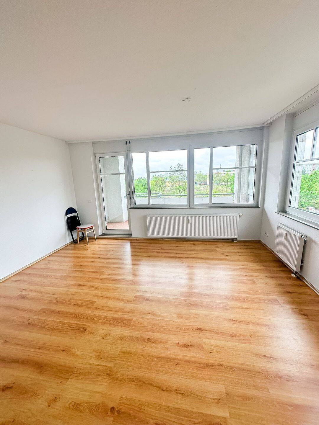 Helle Wohnung mit Balkon im 3. Stock in Halberstadt, 38820 Halberstadt