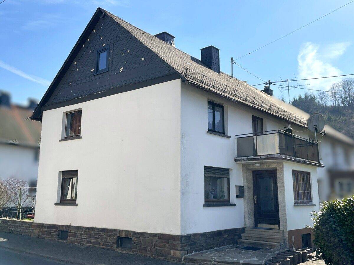 Offdilln: Gemütliche Doppelhaushälfte mit Garten, 35708 Haiger