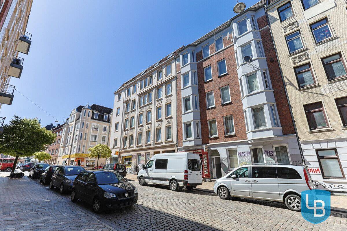 Vermietete 4-Zimmer-Altbauwohnung im Herzen von Gaarden!, 24143 Kiel (Gaarden-Ost Gaarden-Süd)