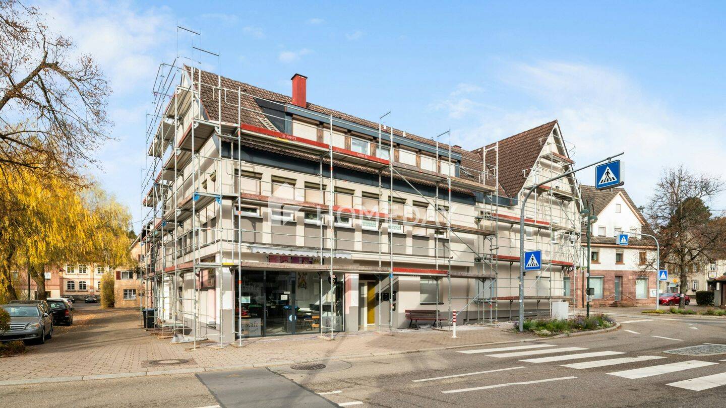 Haus-im-Haus-Wohngefühl! 169 m² Maisonette mit neuer Fassade, eigenem Eingang & 2 modernen Bädern, 72293 Glatten