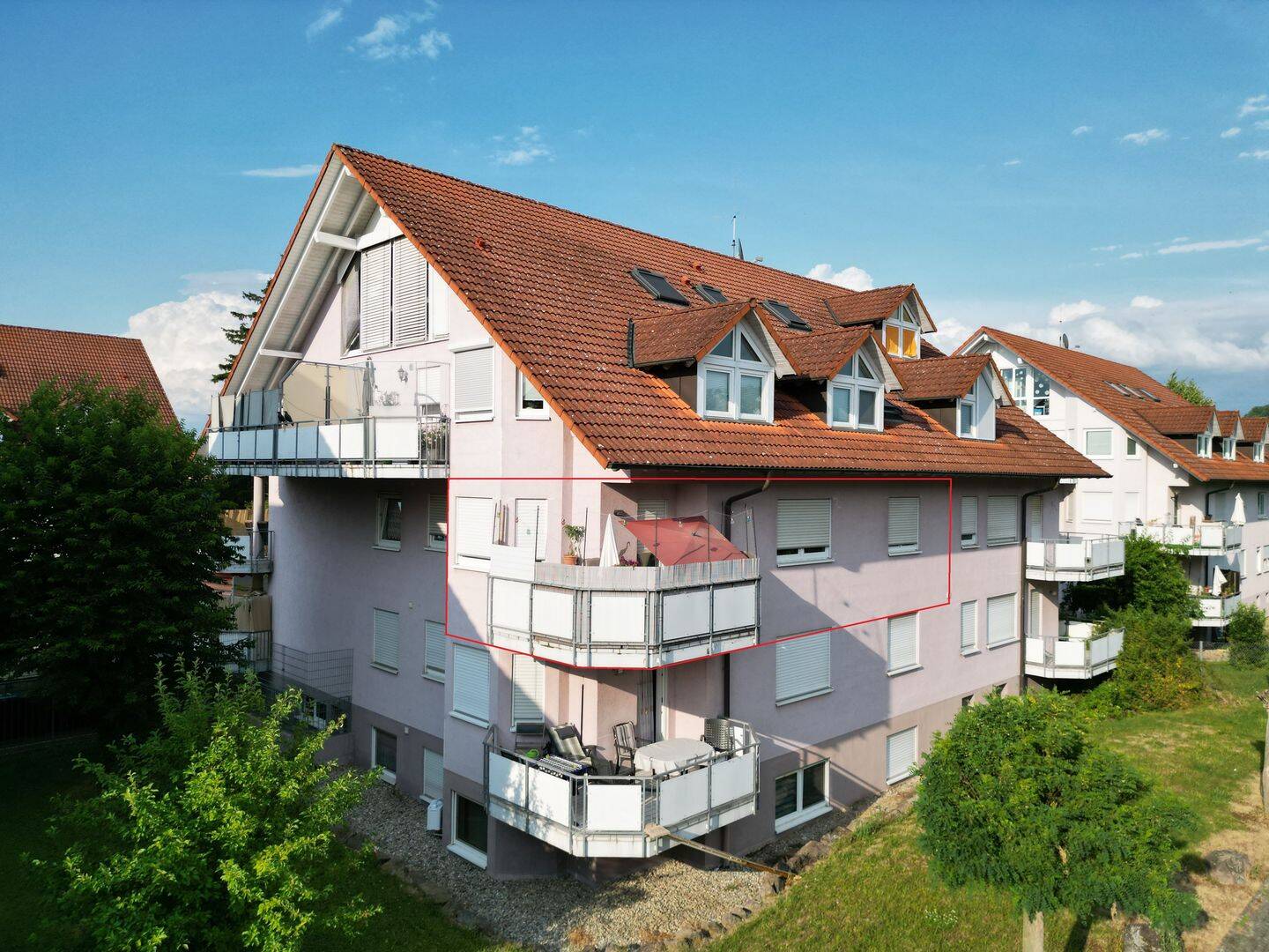 Attraktive 3-Zimmer-Eigentumswohnung in Kenzingen: Ruhige Lage, Erker, Eckbalkon & TG-Stellplatz, 79341 Kenzingen