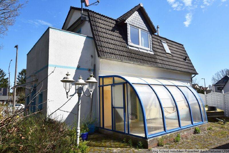 Angenehm aufgeteiltes Einfamilienhaus mit Wintergarten, 28777 Bremen (Blumenthal Farge Lüssum-Bockhorn Rekum Rönnebeck)