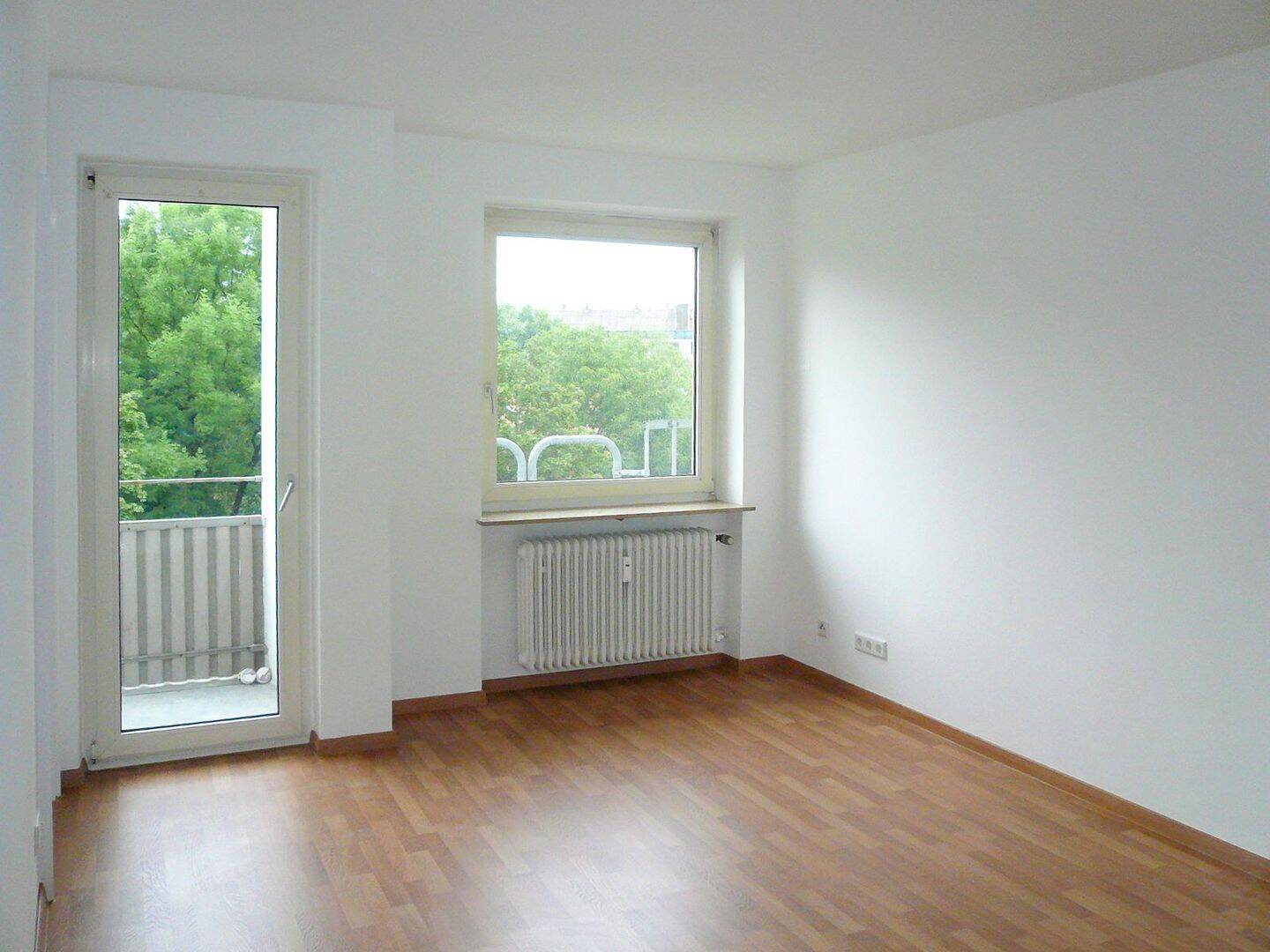 Ruhige 1-Zimmer-Wohnung mit Balkon und Top-Anbindung, 80807 München (Milbertshofen-Am Hart Schwabing-Freimann)