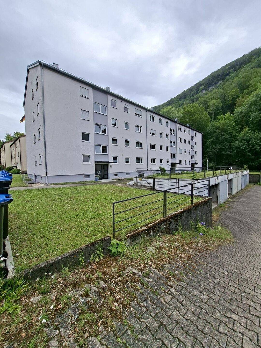 3 Zimmer Wohnung in Bad Urach Georgiisiedlung, 72574 Bad Urach