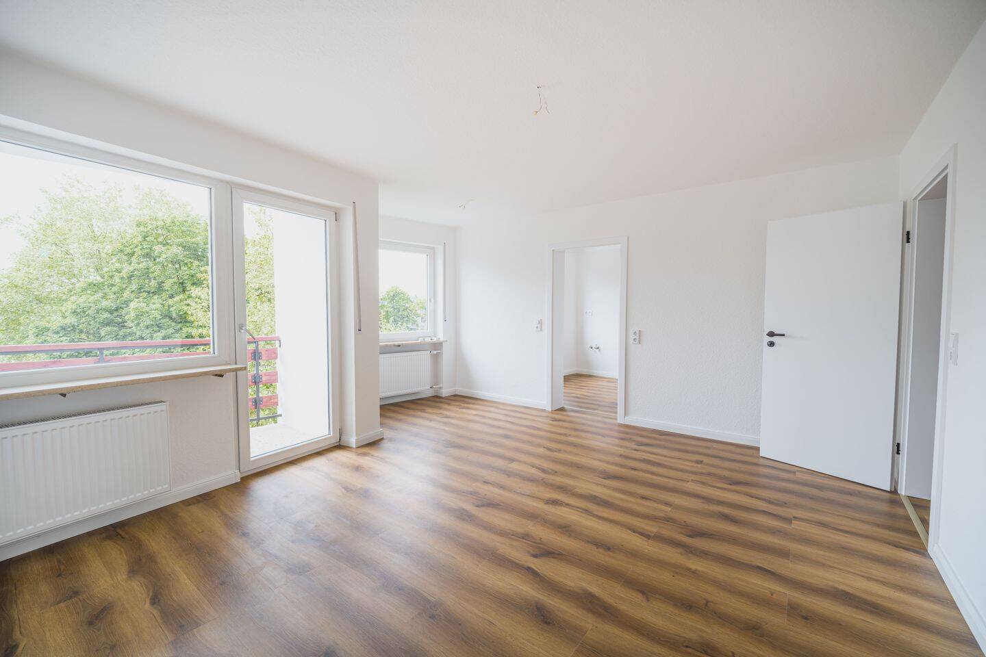Bezugsfertige 3-Zimmer-Wohnung mit zwei Balkonen nahe Deggendorfer Stadtplatz, 94469 Deggendorf
