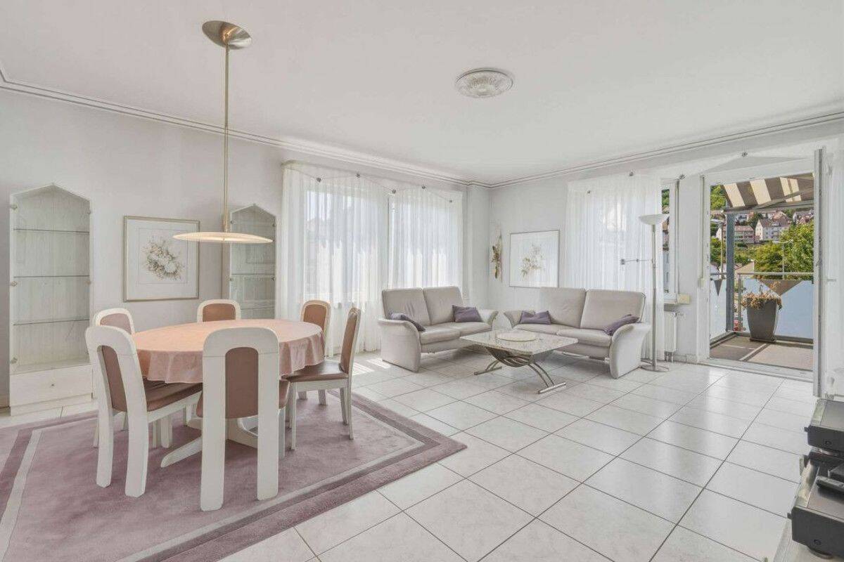 Top-Lage in Geislingen an der Steige – Großzügige 4-Zimmer-Wohnung mit Balkon und Garage, 73312 Geislingen an der Steige