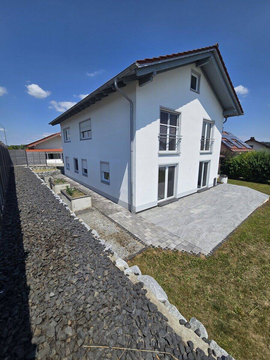 Sofort einziehen und wohlfühlen! – schönes, freistehendes Einfamilienhaus in Egglkofen!, 84546 Egglkofen