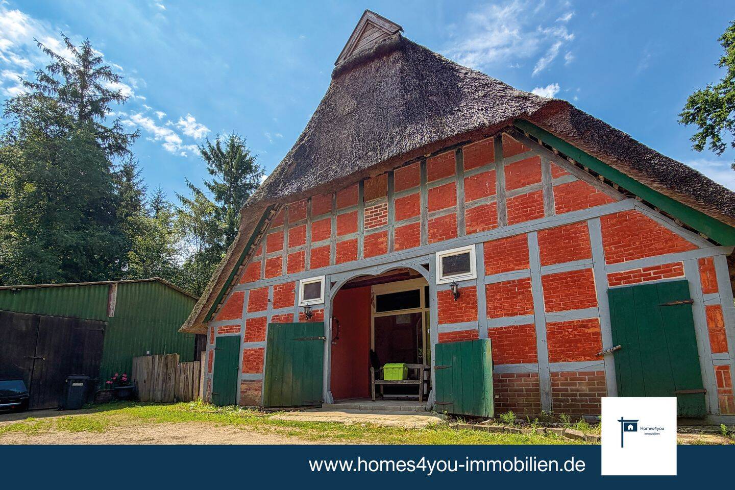 Historisches Reetdach-Fachwerkhaus mit großer Wohndiele und Nebengebäude, 27442 Gnarrenburg