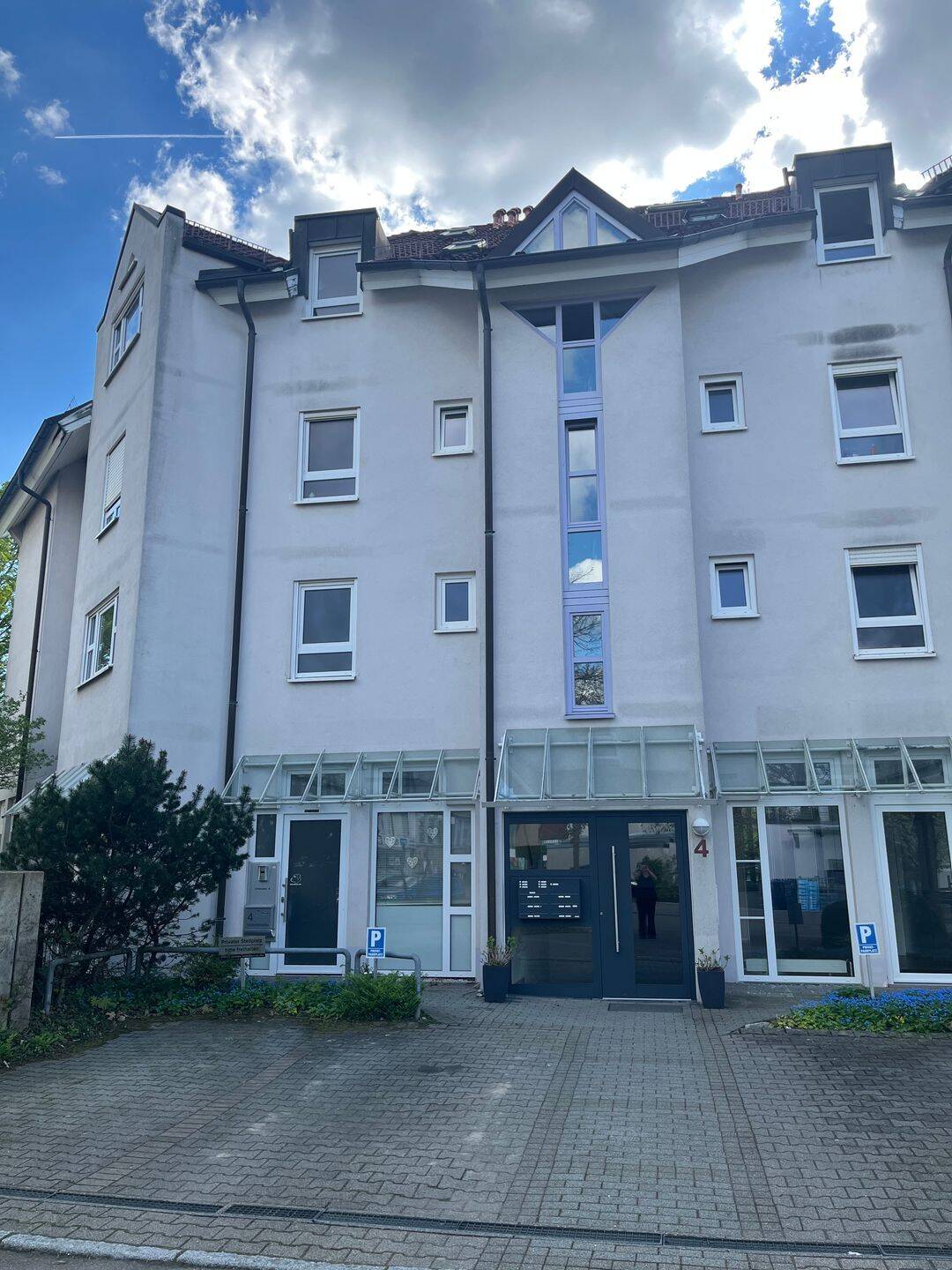 Gepflegte 4-Zimmer-Wohnung mit Balkon in Aichwald-Schanbach, 73773 Aichwald
