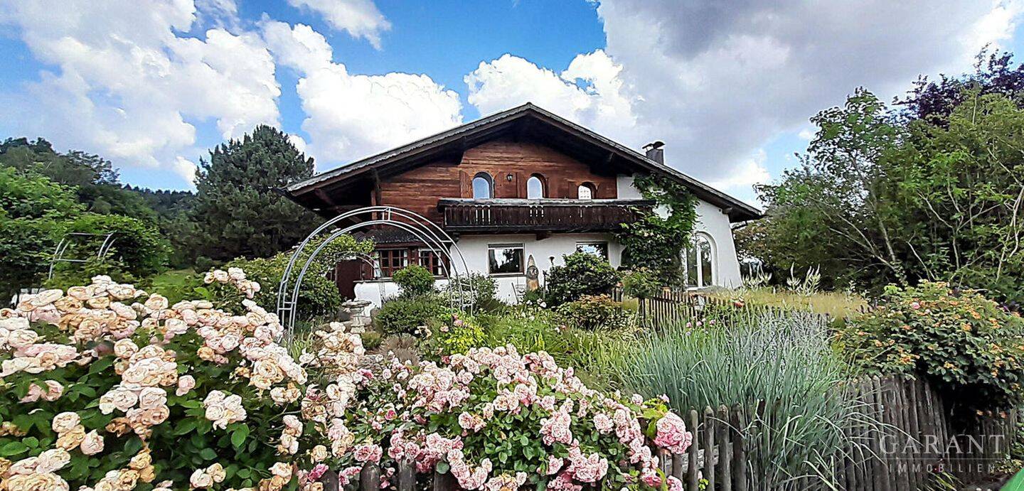 Naturidylle pur: Alpin-Look-Domizil in absolut ruhiger und privater Randlage, 88486 Kirchberg an der Iller