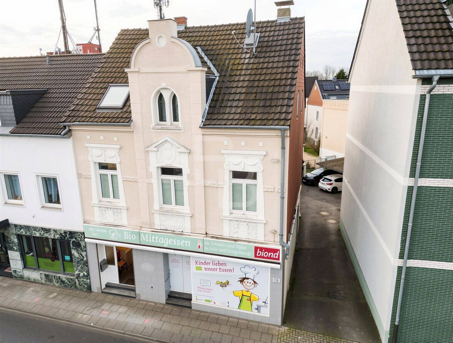 Bezugsfreie Maisonette-Wohnung und vermietetes Gewerbe!, 51069 Köln (Mülheim Dellbrück Dünnwald Höhenhaus)