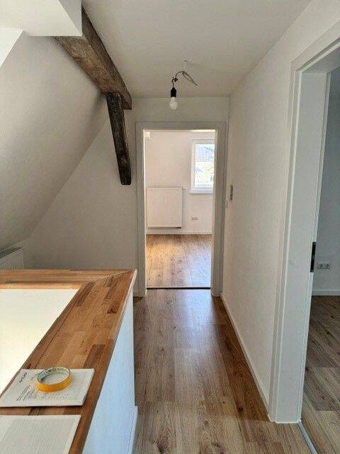 Sofort frei! Frisch renovierte 75 m² Maisonette-Wohnung in zentraler Lage von Ochsenfurt, 97199 Ochsenfurt