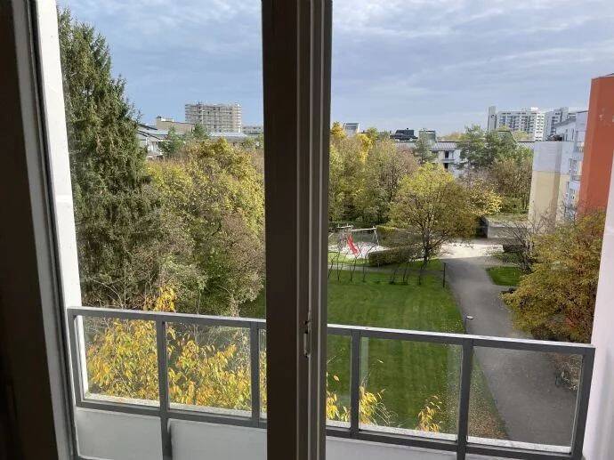 Anschauen und verlieben! 2-Zimmer-Wohnung möbliert mit 2 Balkonen, 81375 München (Hadern)