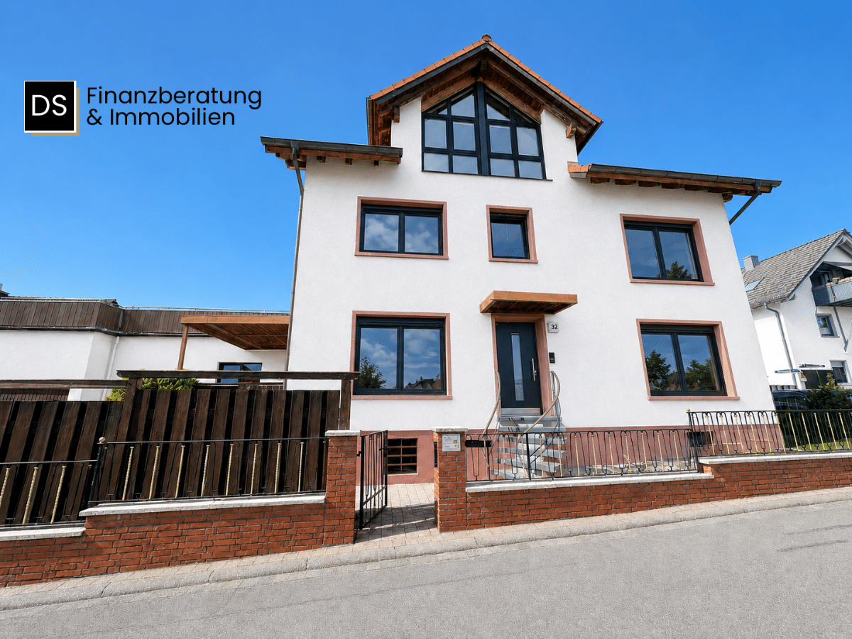 DSFI Immobilien – geräumiges 2 Familienhaus in Goldbach, 63773 Goldbach