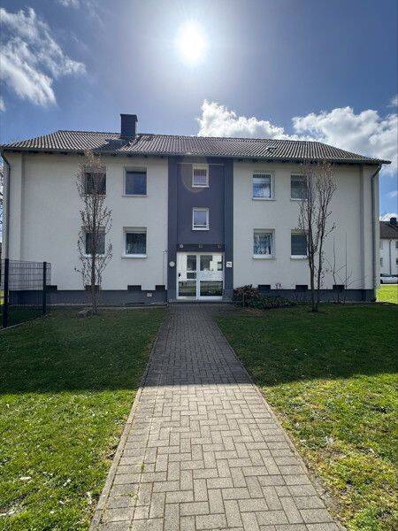 Schnell sein lohnt sich: Renovierte 3,5 Zimmer im Erdgeschoss mit Balkon, 45327 Essen (Katernberg Stoppenberg)