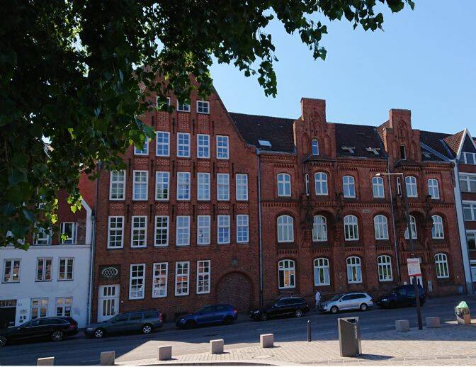 2 Zimmer City-Wohnung am Drehbrückenplatz, 23552 Lübeck (Innenstadt)