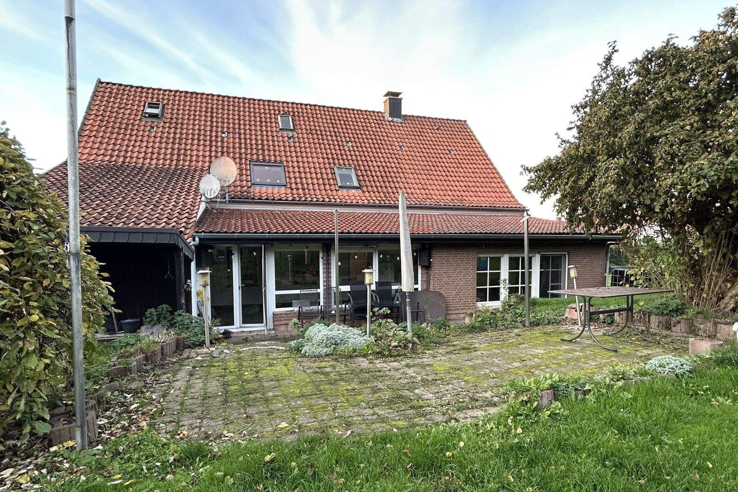 Großzügiges Einfamilienhaus mit Potenzial – Ihr neues Zuhause in Barntrup-Alverdissen, 32683 Barntrup