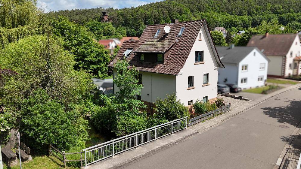 ++ Exklusive Wohlfühloase an der Wieslauter: Hochwertig modernisiertes Wohnhaus mit Terrassen, Sauna und Ferienhauspotenzial +++, 66999 Hinterweidenthal