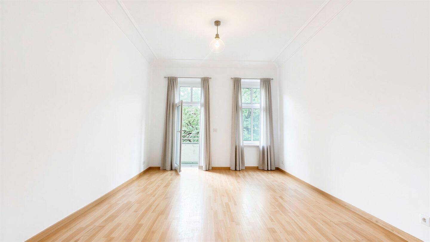 Perfekt für Paare & Selbermacher: Euer 57m²-Rohdiamant mit Balkon im Kiez!, 13351 Berlin (Mitte)