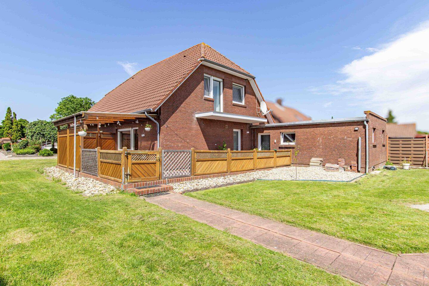 Charmantes Einfamilienhaus mit großzügigem Garten und Weitblick in Grimersum, 26736 Krummhörn
