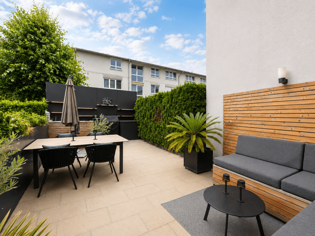 Maisonette mit Hausgefühl: 131 m², 5 Zimmer, Garten, Terrasse & Ankleide, 74343 Sachsenheim