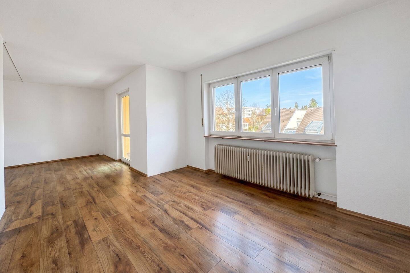 Bezugsfreie 1,5-Zi.-Whg. mit Aufzug und Balkon in gefragter Lage im Konstanzer Stadtteil Paradies, 78462 Konstanz