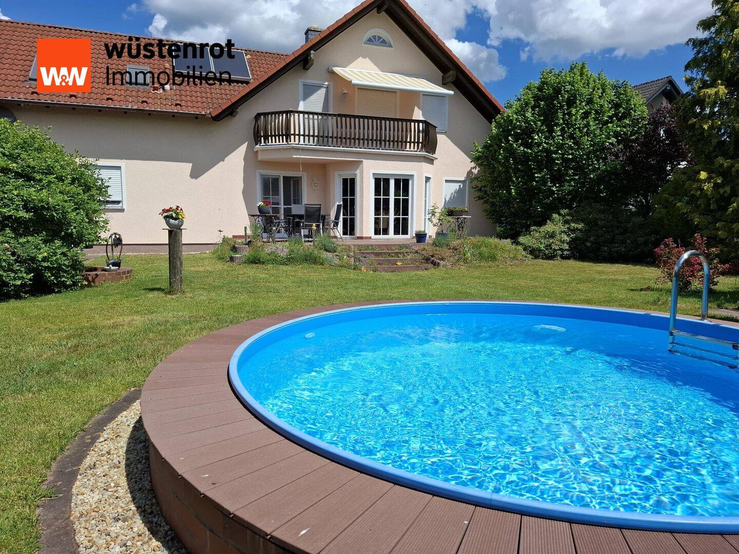 Vielseitig nutzbares Wohnhaus mit Sauna, Gästewohnung und hochwertiger Ausstattung, 2994 Bernsdorf