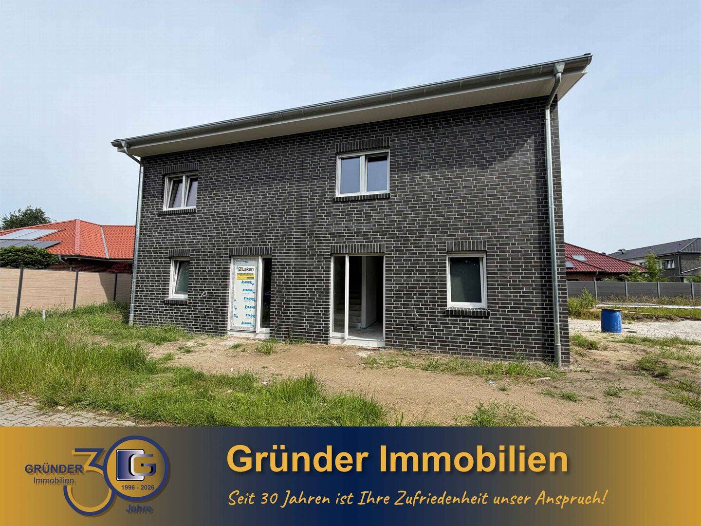 Moderne Doppelhaushälfte mit Garten und Carport zu vermieten!, 26907 Walchum