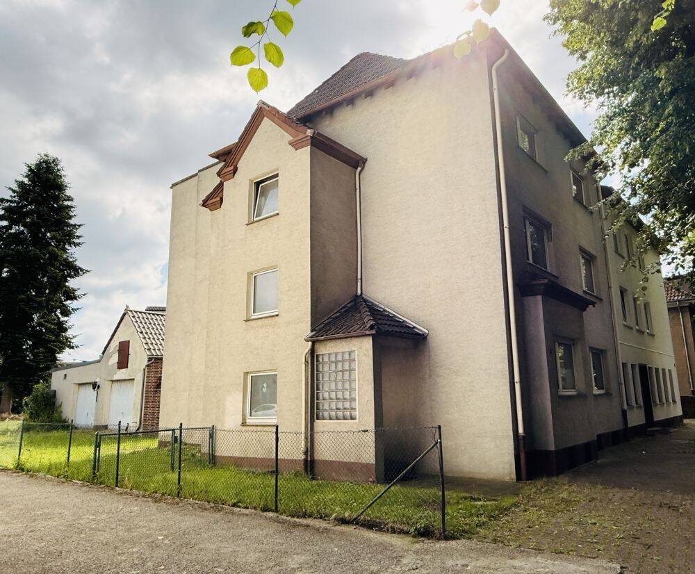 Sanierungsbedürftiges 3-Familienhaus auf 575 m² Grundstück in Marl-Sinsen – ideales Anlageobjekt, 45770 Marl