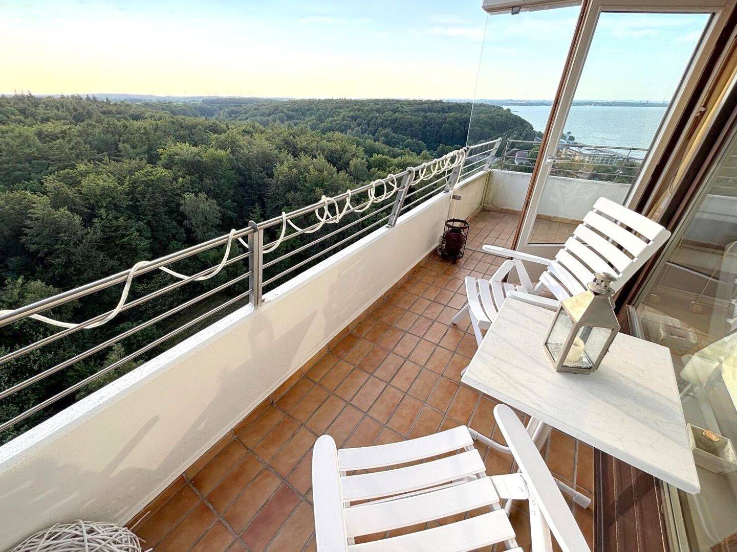 Plaza-Premium-Residenz, Wald, Sonne und Seeblick – 23669 Timmendorfer Strand – Bild 1 von 3