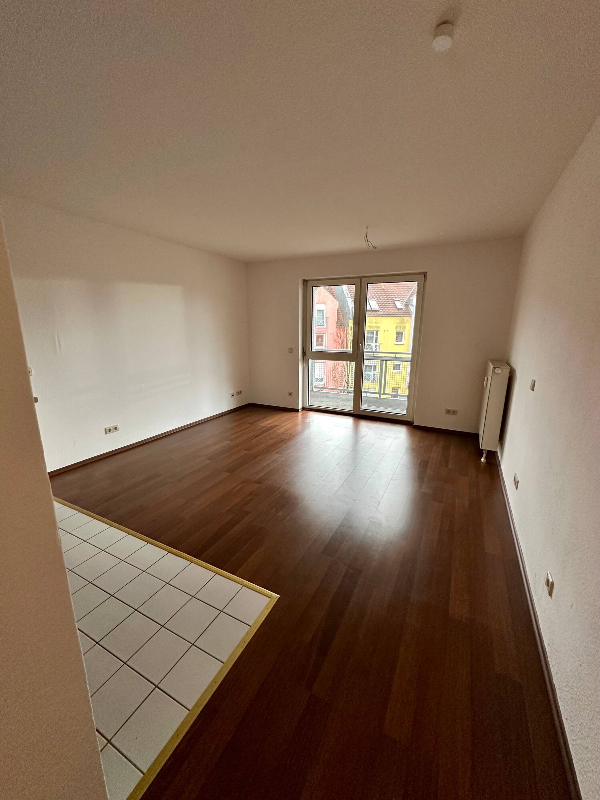 Ideal geschnittene 1-Zimmer-Wohnung mit Balkon in Nürnberg-Erlenstegen, 90491 Nürnberg