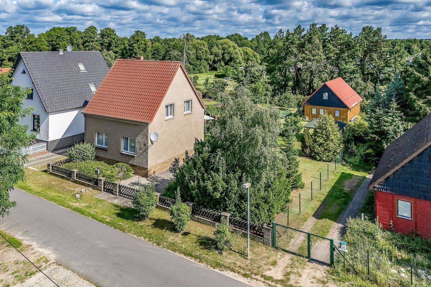 Zwei Häuser auf einem Grundstück! Ihr neues Zuhause in Finowfurt!, 16244 Schorfheide
