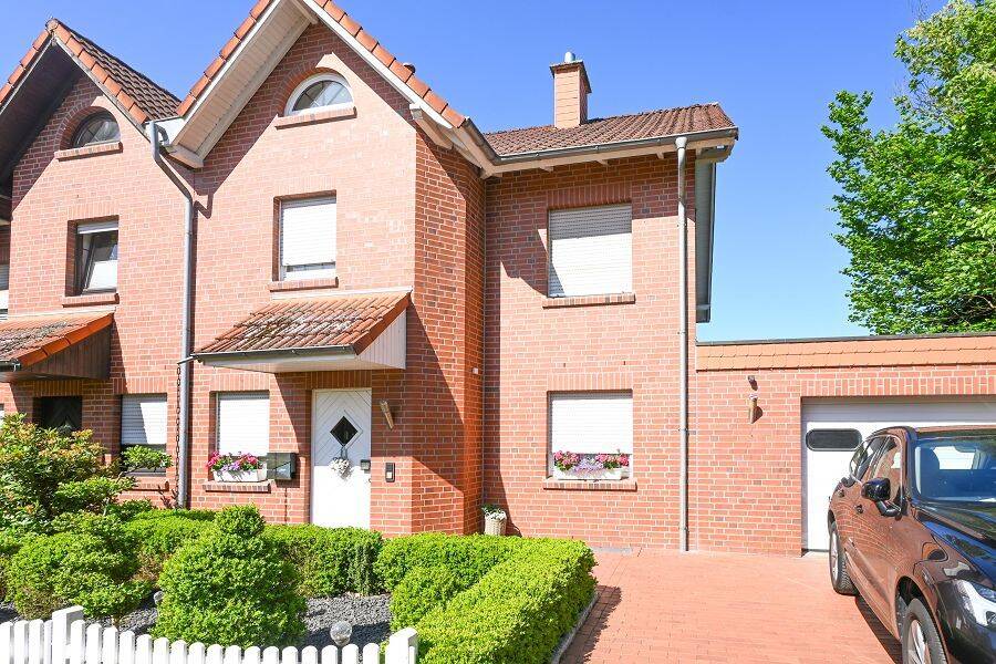 Top-Lage am Bramscher Berg: Reihenendhaus auf großzügigem Grundstück!, 49565 Bramsche