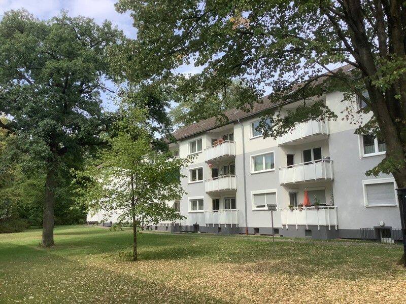 Großzügige 4-Zimmer-Wohnung mit Balkon im EG!, 33689 Bielefeld (Dalbke Sennestadt)