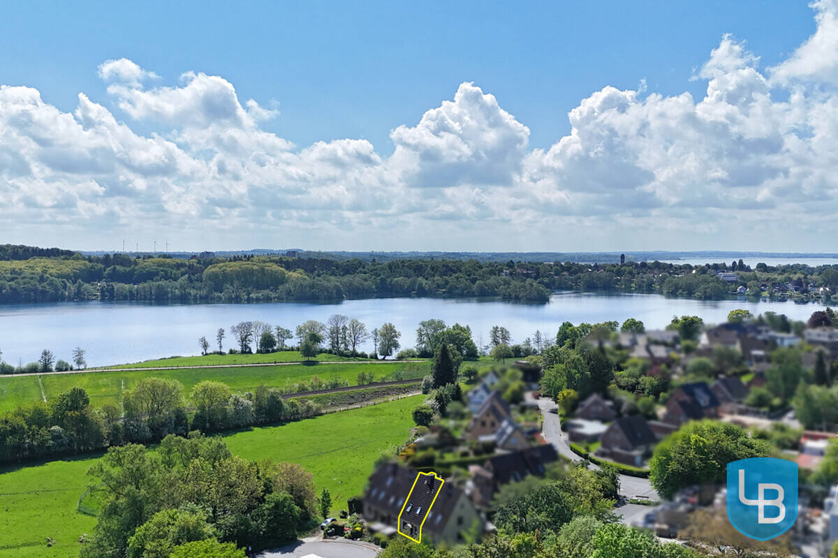 Wohnen zwischen Schöhsee & Trammer See- Gepflegtes Mittelreihenhaus mit Garten und Kamin, 24306 Plön