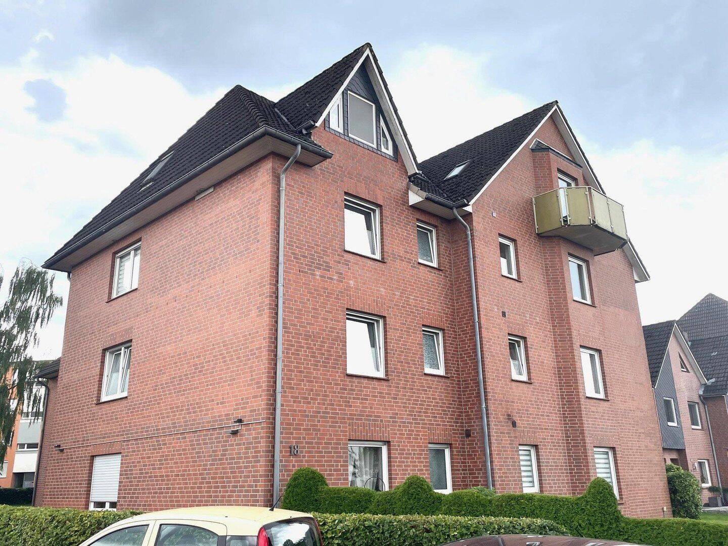 +++ Gemütliche Dachgeschosswohnung in Zeven +++, 27404 Zeven