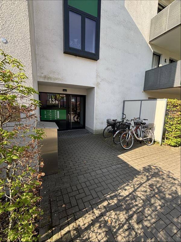 2 Zimmer Wohnung in Köln Stammheim – in direkter Rheinlage, 51061 Köln (Mülheim Dünnwald Flittard Höhenhaus Stammheim)